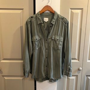 American Eagle Boyfriend Fit Shirt